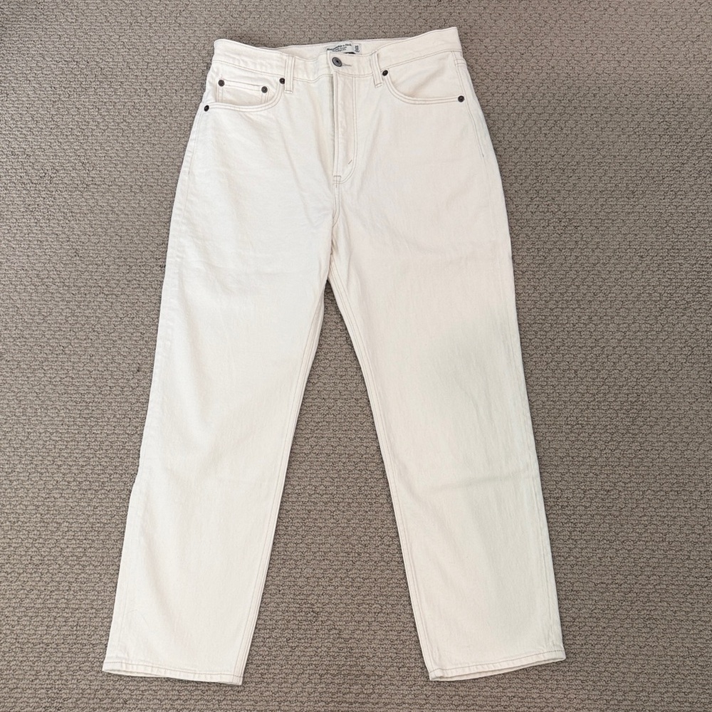 Straight-Leg Jeans
